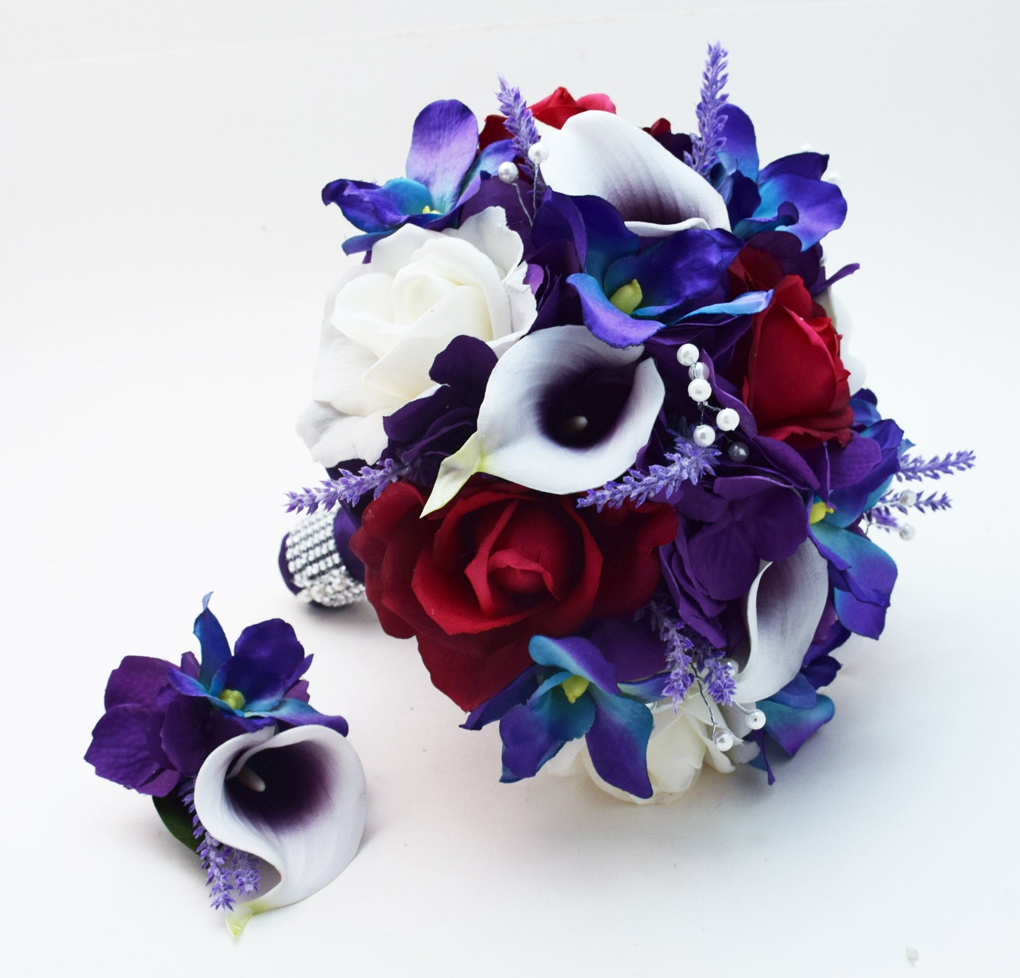 calla lily wedding bouquets blue